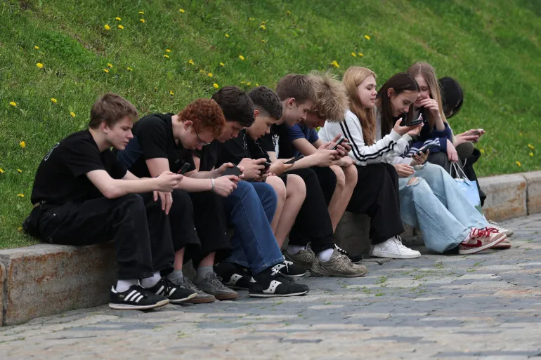Greece joins push to ban social media for minors