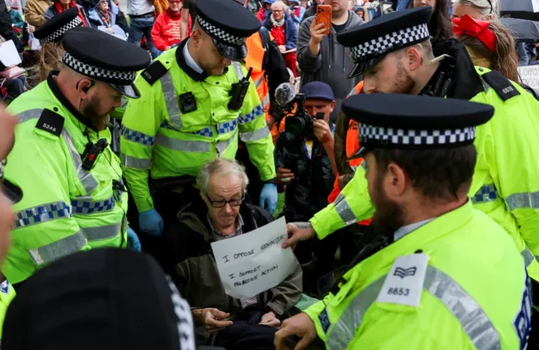 Hundreds to defy Palestine Action ban in protest at US embassy in London