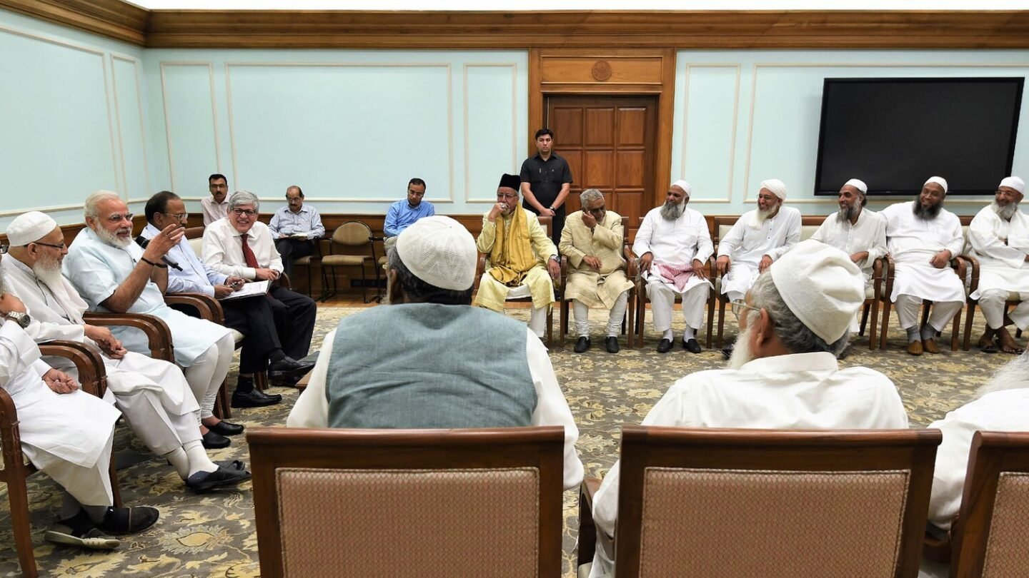 خیبر پختونخوا کے 12اضلاع میں انتظامی ڈھانچے کی تنظیم نو، ایریا ڈویلپمنٹ سیکریٹریٹ قائم … انتظامات فوری طور پر نافذ العمل ہوں گے اور مزید احکامات تک برقرار رہیں گے، نوٹیفکیشن