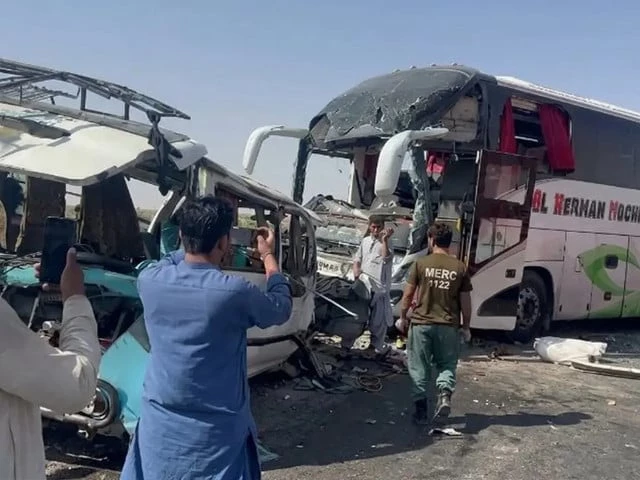 Twelve killed in Lasbela road accident