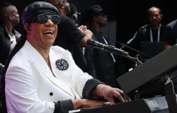 Stevie Wonder asks court to remove tenant, former fiancee
