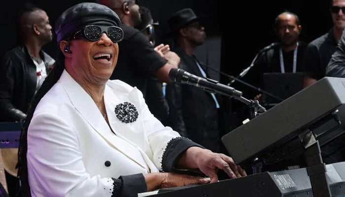 Stevie Wonder asks court to remove tenant, former fiancee