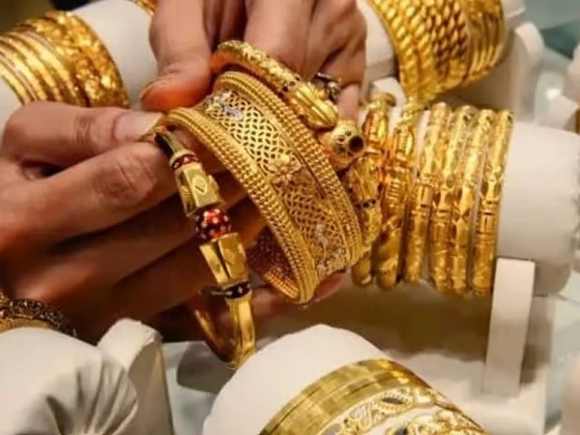 Gold, cash stolen from trader’s house