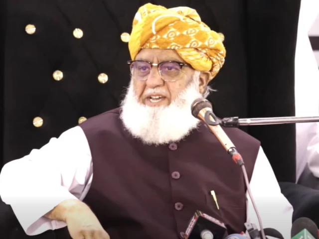 JUI-F tells leaders to quit advisory council