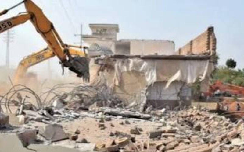 Peshawar to clear bazaars