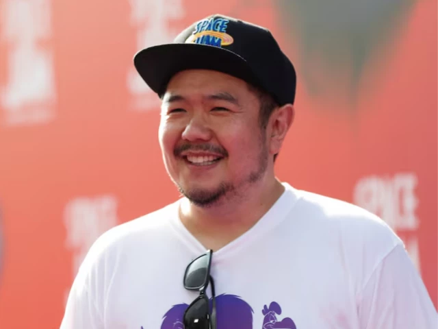 Eric Bauza, Emmy-winning voice of Bugs Bunny and Daffy Duck, dies at 46