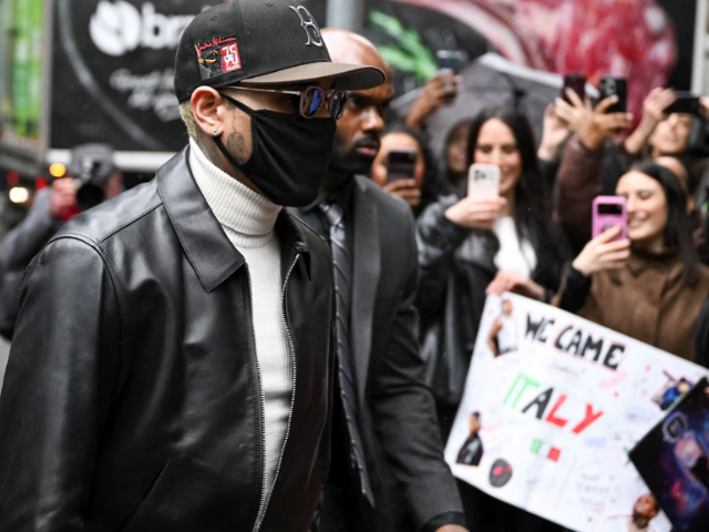 US singer Chris Brown spared jail for UK nightclub attack