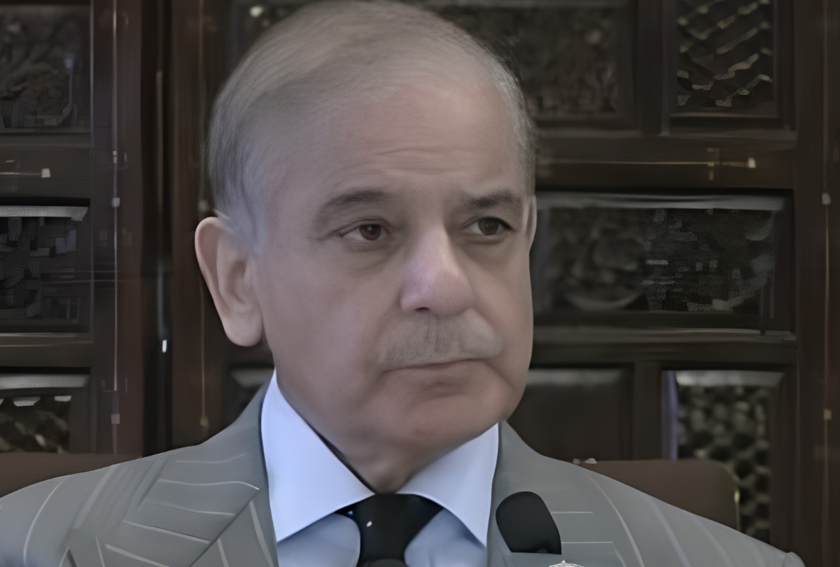 PM Shehbaz honours services of former parliamentarians