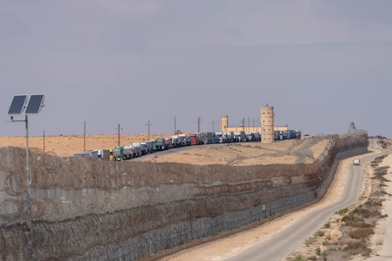 Israeli military detains Egyptian national who crossed border