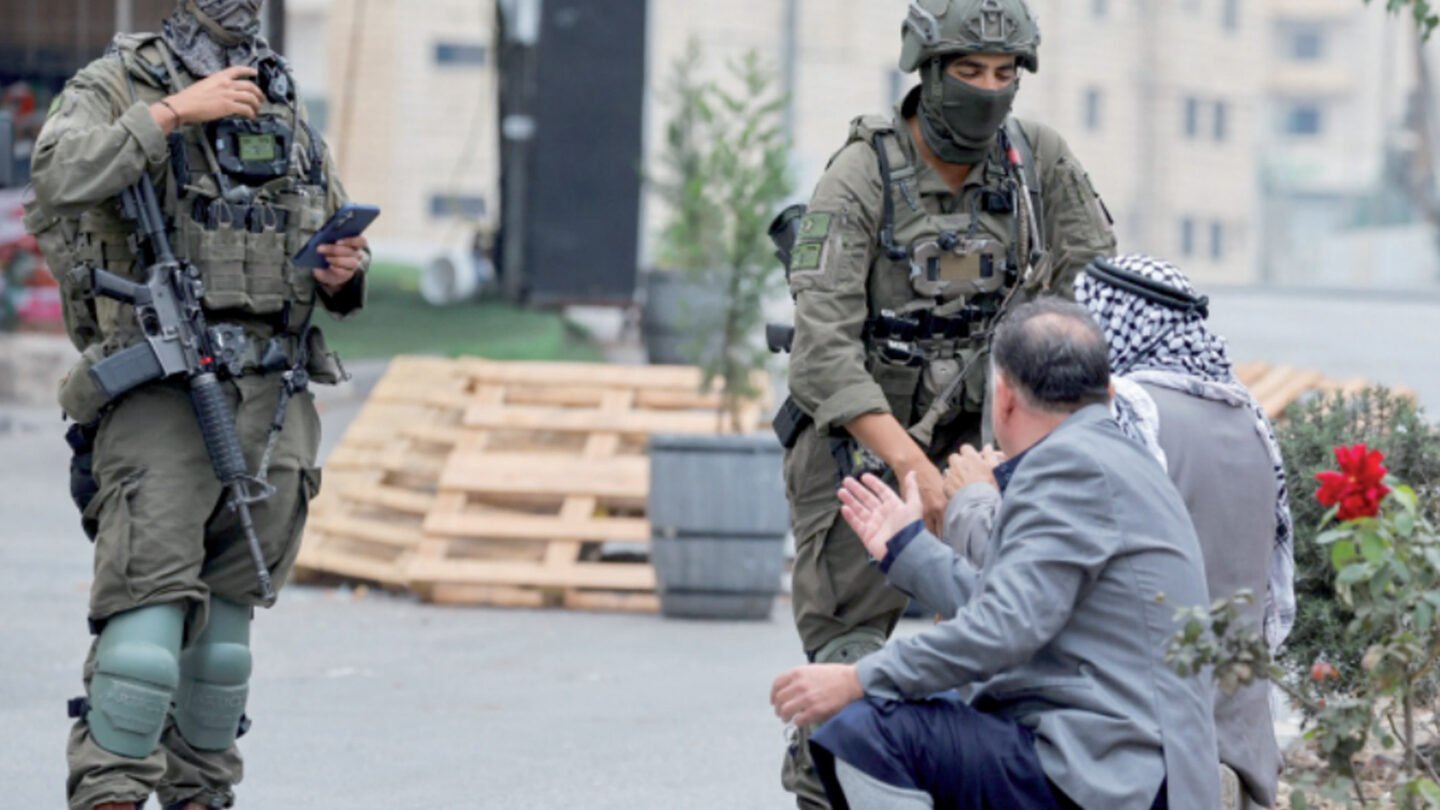 Palestinians protest West Bank demolitions