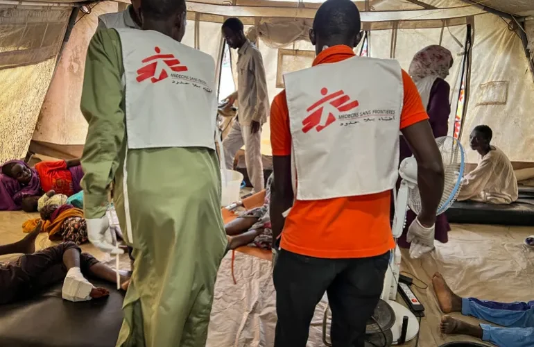 Strikes on Darfur market in Sudan killed more than 100, rights group says
