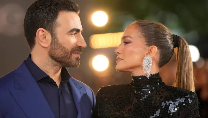 Jennifer Lopez’s romance with Brett Goldstein have one familiar twist