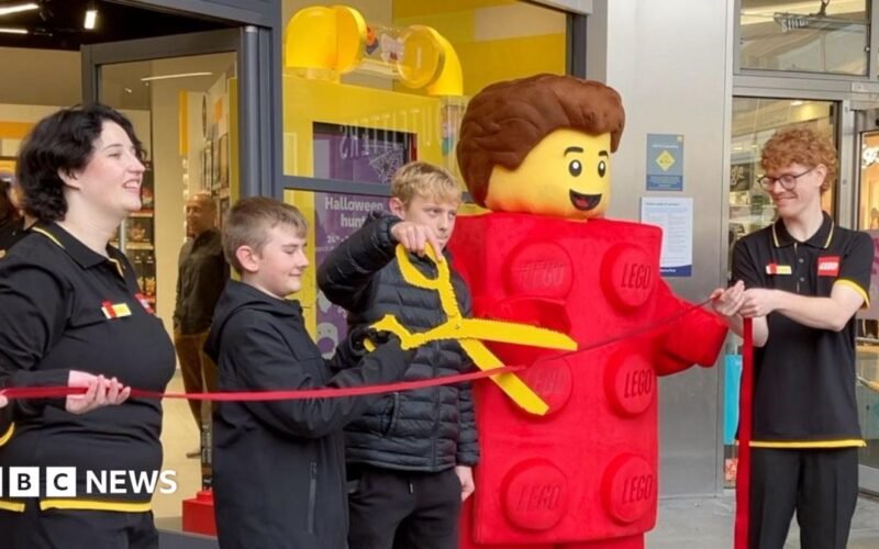 Watch: Hundreds queue for city’s new Lego store