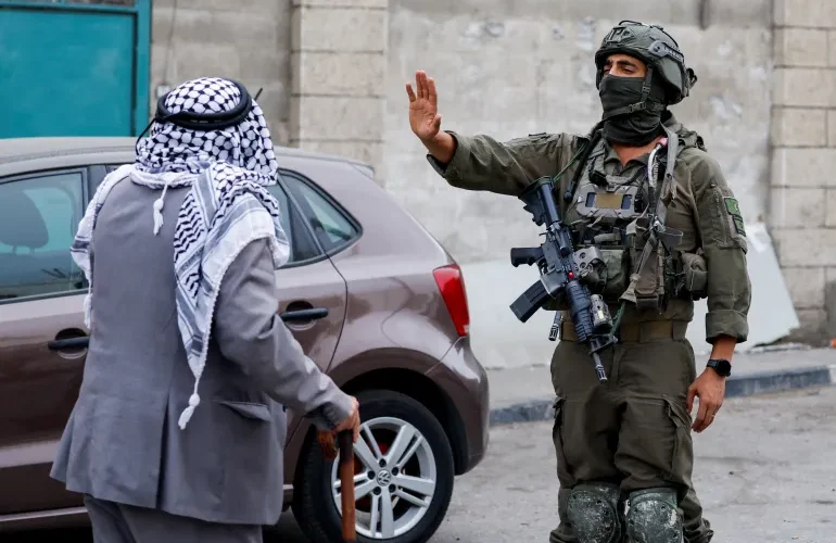 Palestinians injured, arrested in Israeli raids across West Bank
