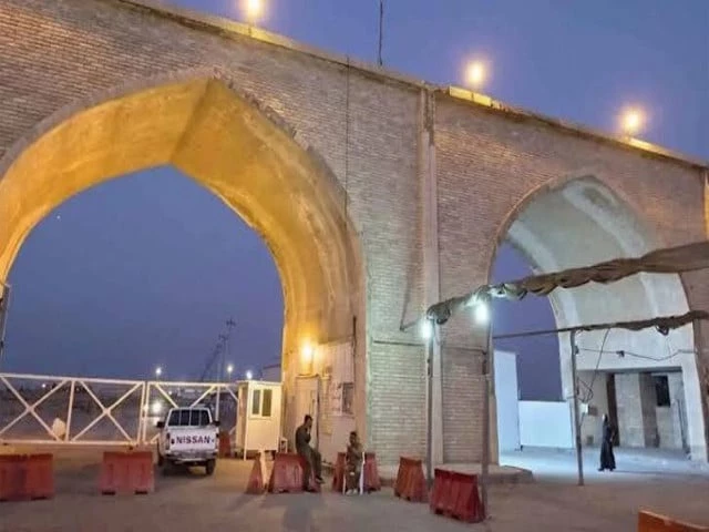 Iran-Iraq land border closed for pilgrims