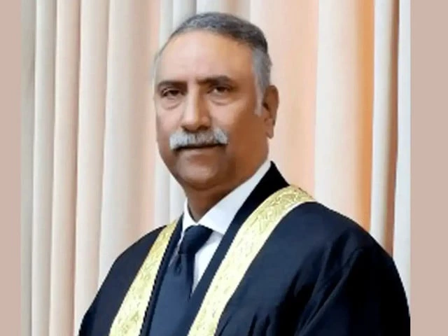 CJ recuses himself from IHC judges transfer case