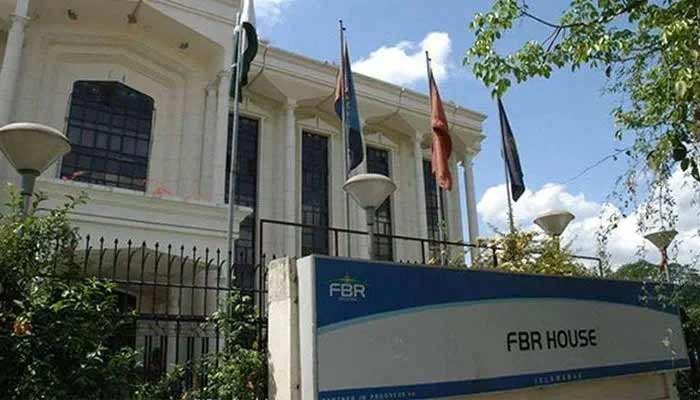 FBR detects Rs9.4bn tax fraud through forged wealth statements