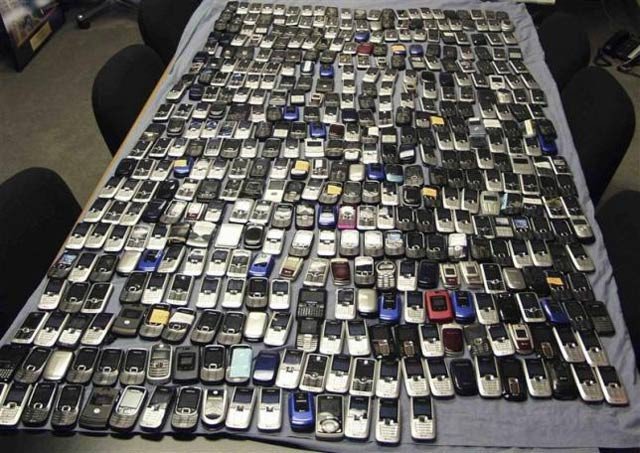 59 women lured with ‘jobs’, stripped of phones