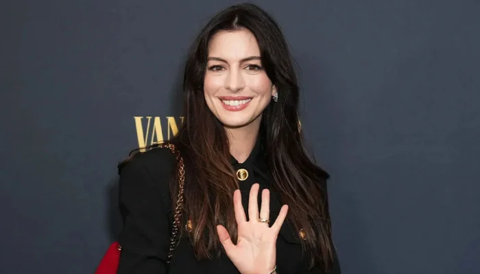 Did Anne Hathaway just drop ‘Reputation (Taylor’s Version)’ Easter Eggs?