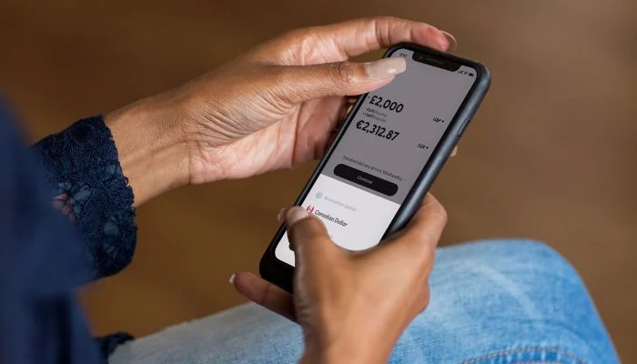 9 in 10 mobile banking scams start on your phone: Report