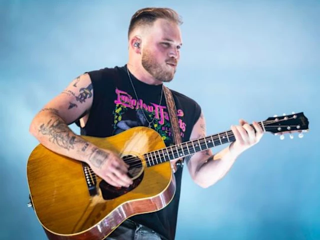 Zach Bryan breaks Gillette Stadium record while wearing ‘Free Palestine’ shirt