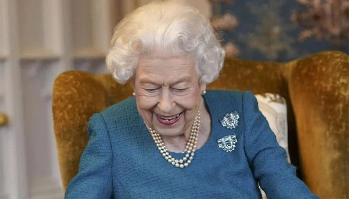 Queen Elizabeth II only trusted one person for ‘intimate job’