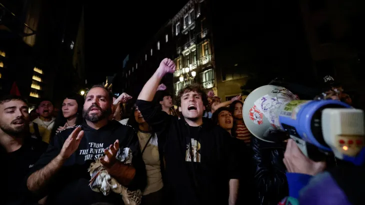 Death of 87-year old sparks furious Spain housing protests