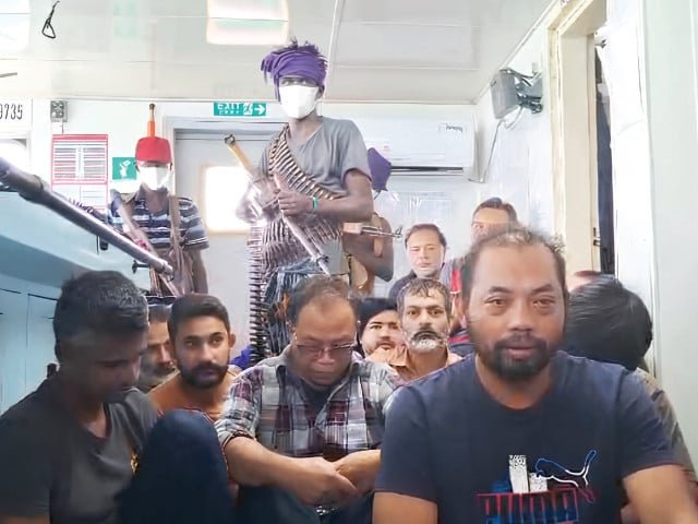 Three more rescued sailors return from Somalia