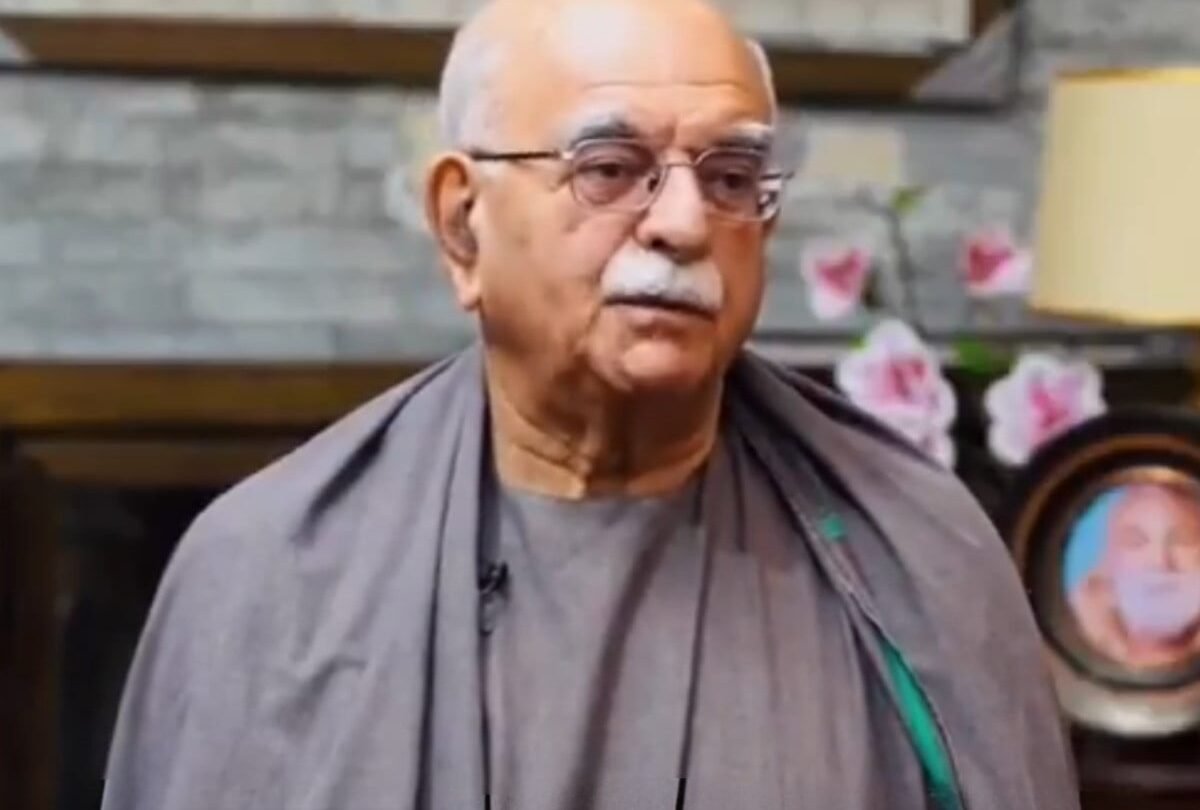 Achakzai links talks to Imran meeting