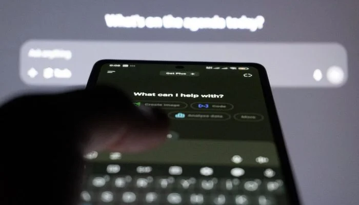 AI Chatbots push pricier flights to wealthy users, study finds