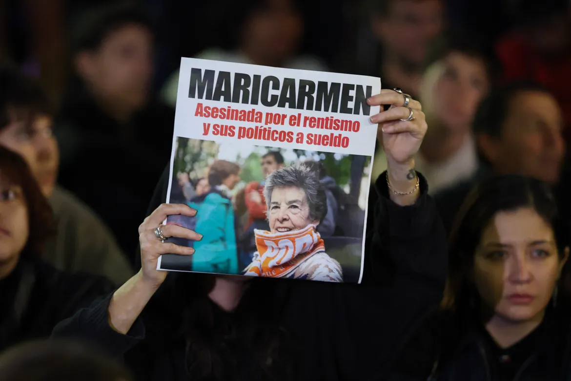 Photos: Protests erupt after 87-year-old evicted woman dies in Madrid