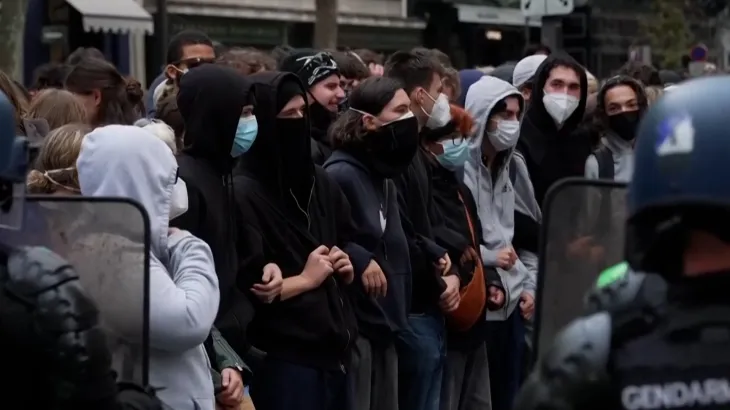 French PM vows changes as students keep up school protests