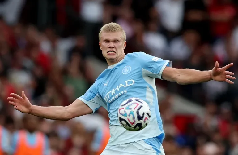 Man City must ‘stick together’ after Premier League charges, says Haaland