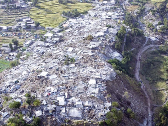 Balakot remembers victims on quake anniversary