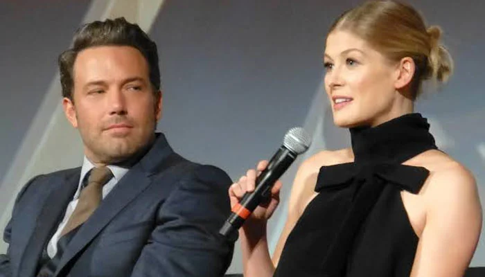 Ben Affleck does a Rosamund Pike impression looking back on ‘Gone Girl’