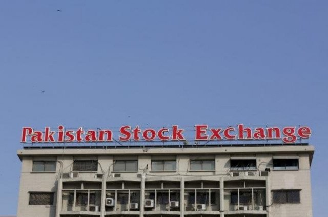 PSX extends losses on oil, geopolitical risks