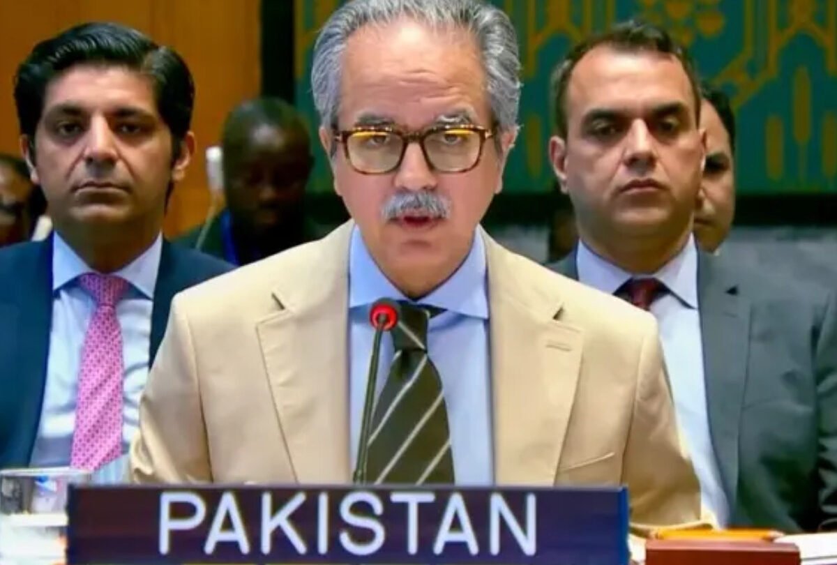 Asim Iftikhar to take charge as foreign secretary